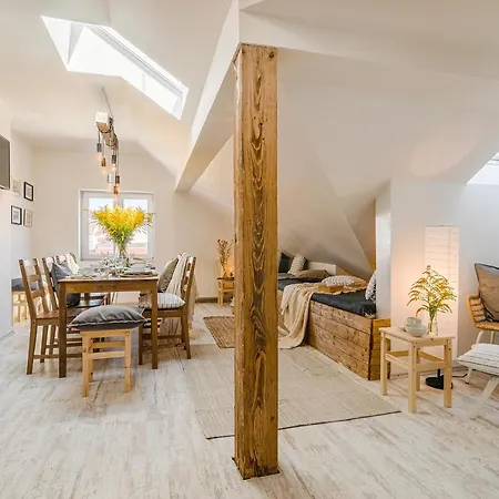 Apts In Old Town By Michal&friends * Praag
