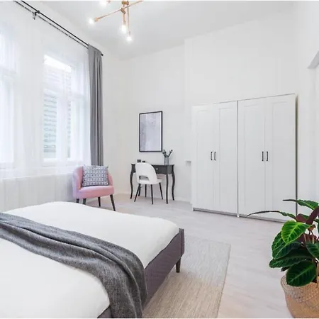Apts In Old Town By Michal&friends *